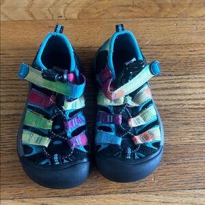 Keen Newport H2 Toddler size 10 Rainbow Water Shoes